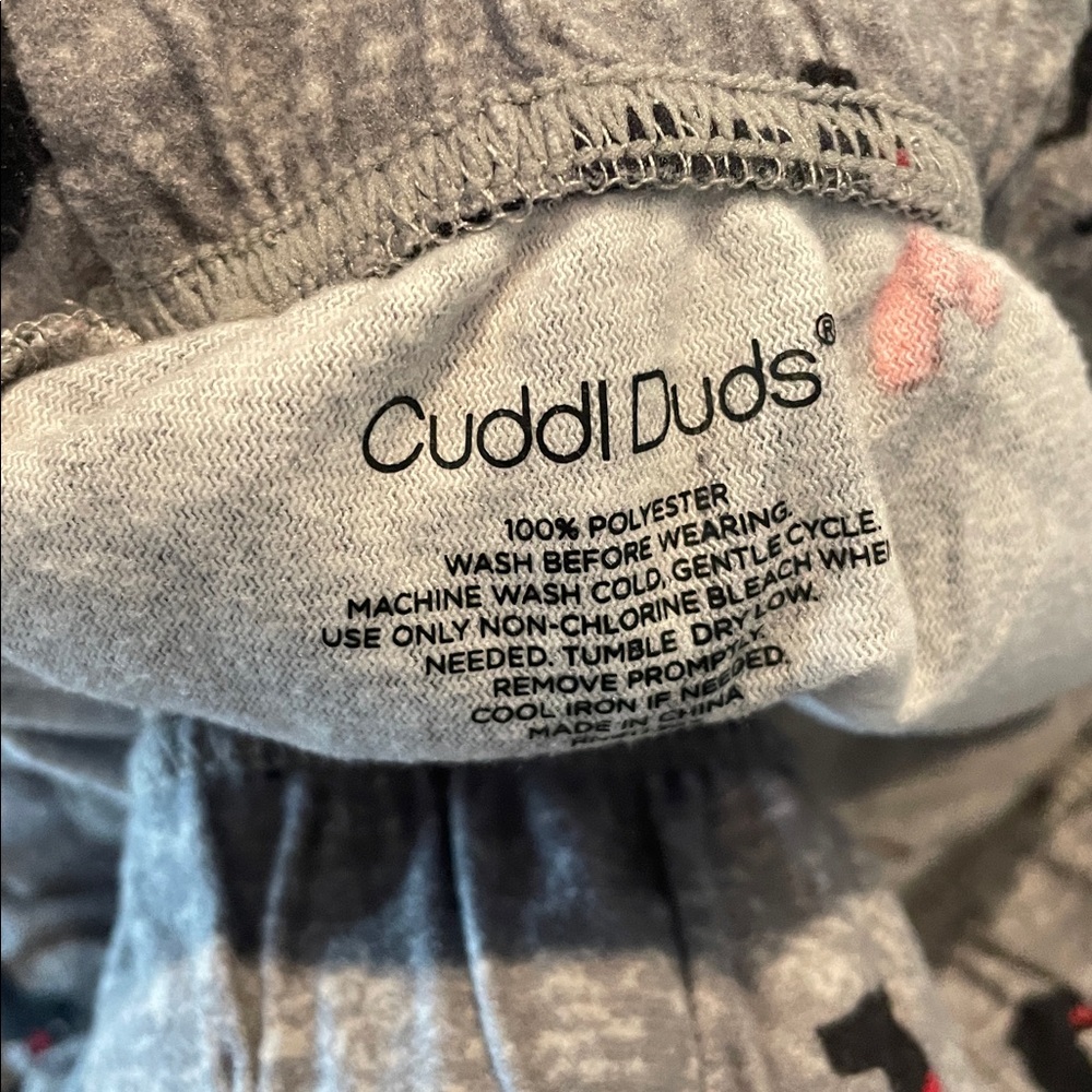 Cuddl Duds Gray Pajama Set with Black Dog Print - Picture 4 of 7